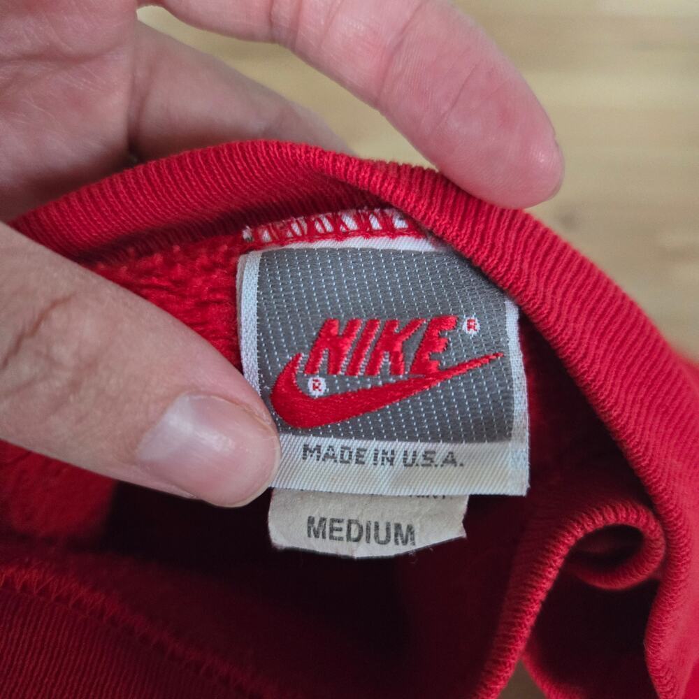 Vintage Nike Men's Red and Purple Sweatshirt Just Do It Swoosh Crewneck - Picture 4 of 8